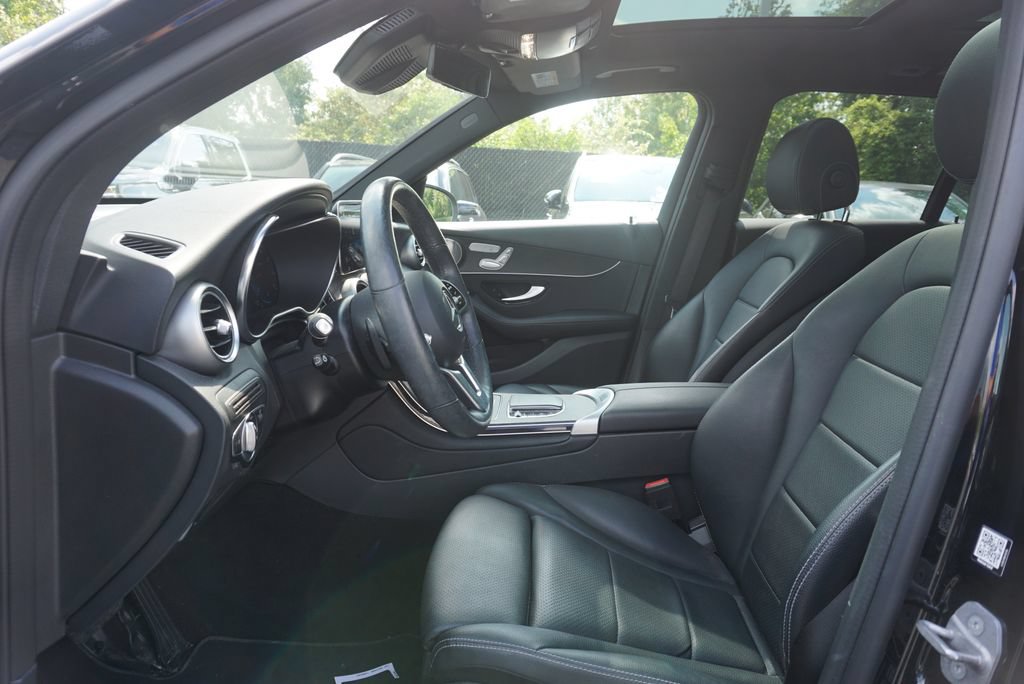 Certified 2021 Mercedes-Benz GLC 300 4MATIC image 11