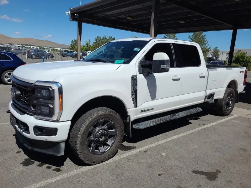 Used 2023 Ford F250 Lariat w/ Lariat Ultimate Package AWD/4WD image 6
