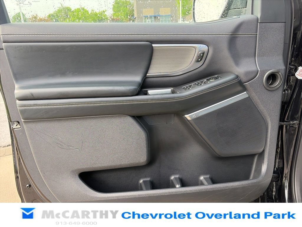 Used 2025 Ford Expedition Platinum AWD/4WD image 59