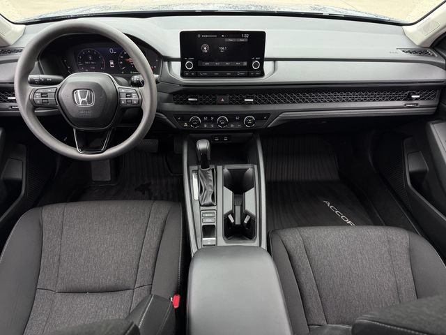 Used 2025 Honda Accord SE image 11