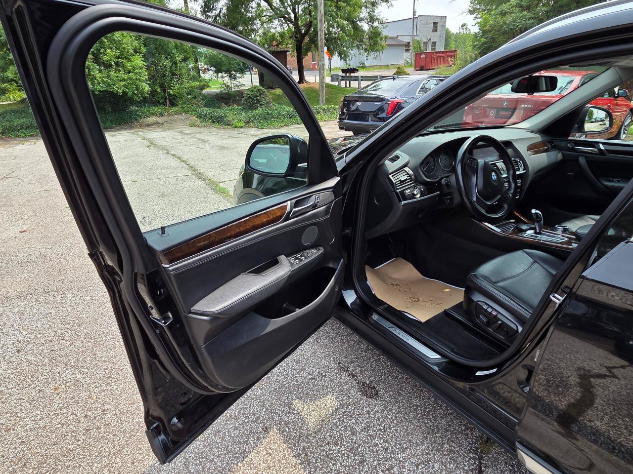 Used 2015 BMW X3 xDrive28i w/ Premium Package AWD/4WD image 11