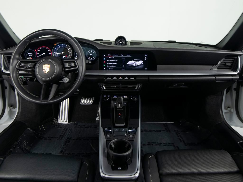 Certified 2022 Porsche 911 Targa 4S AWD/4WD image 38