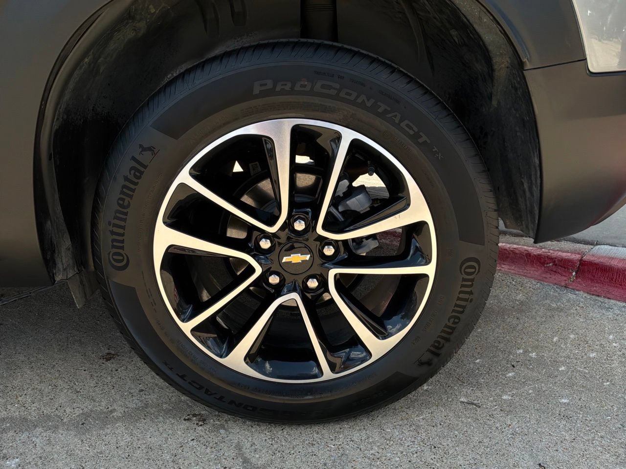 Used 2025 Chevrolet TrailBlazer LT FWD image 9