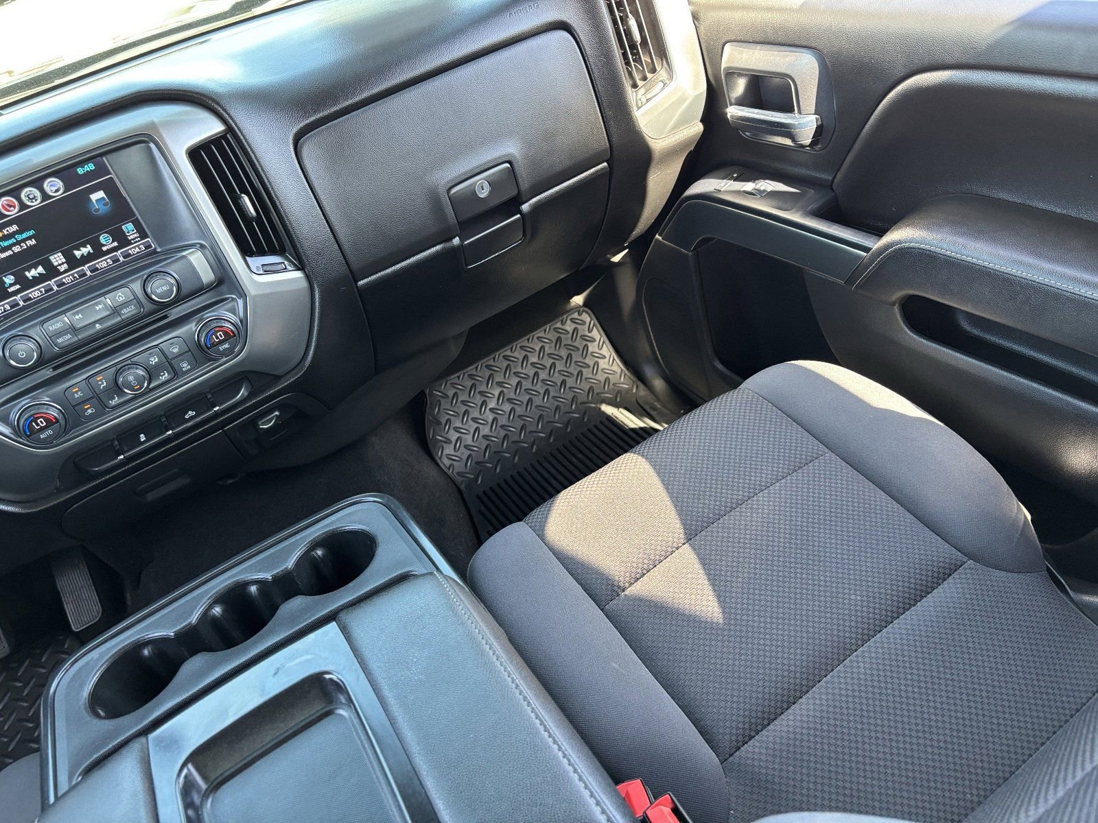 Used 2018 Chevrolet Silverado 1500 LT w/ All Star Edition RWD image 16