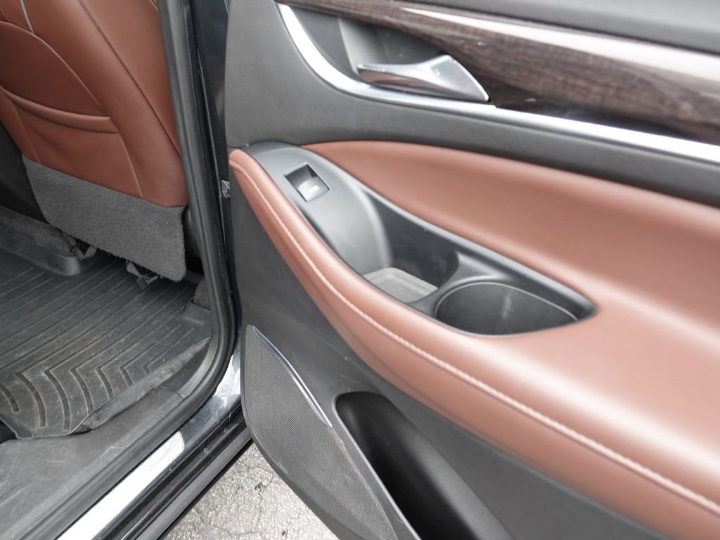 Used 2019 Buick Enclave Avenir image 31