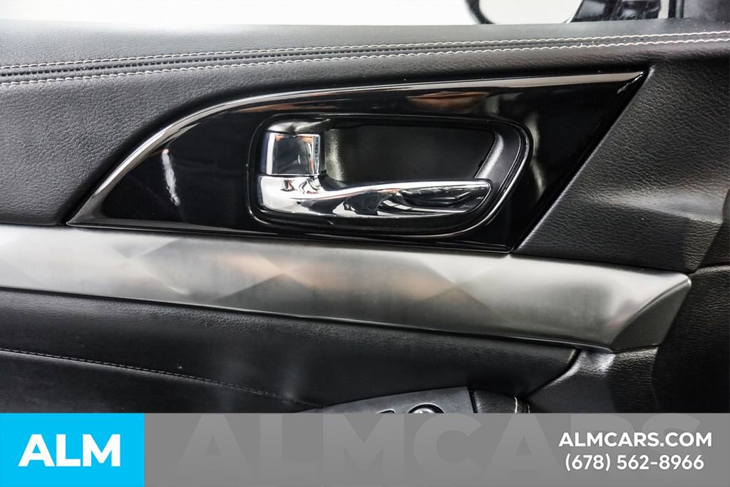 Used 2023 Nissan Maxima SL FWD image 50