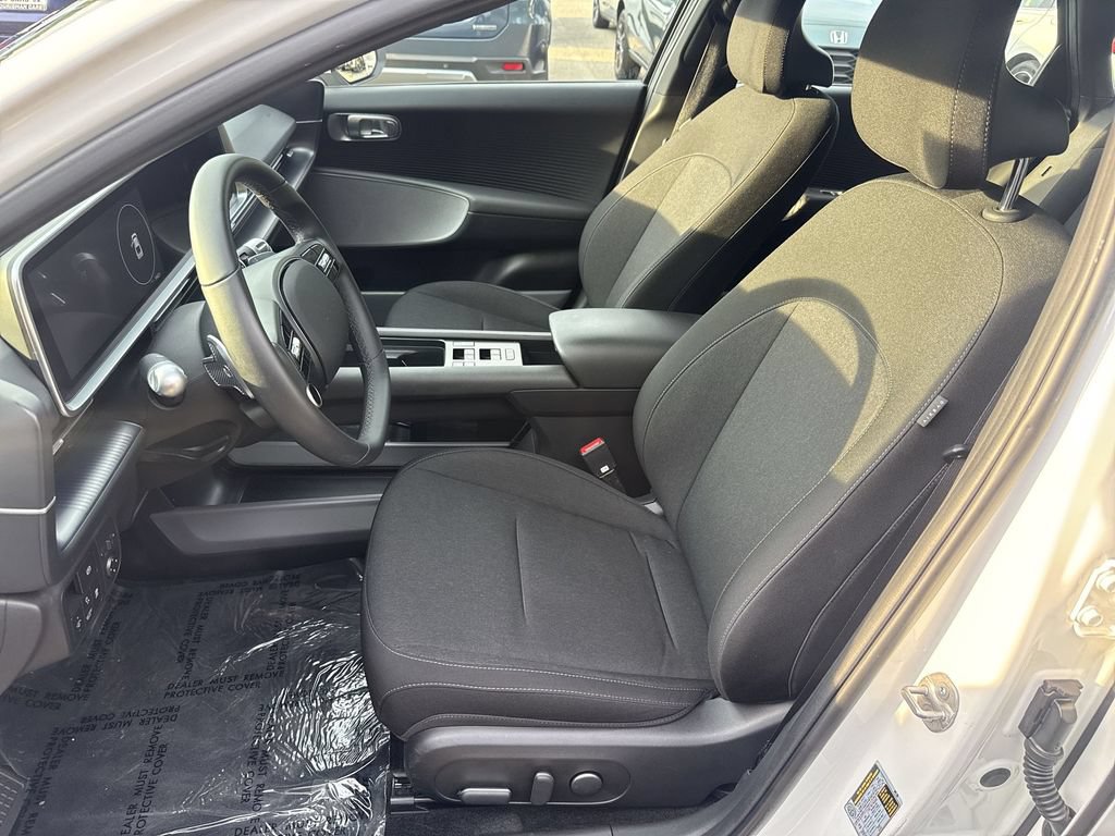 Used 2024 Hyundai Ioniq 6 SE RWD image 13