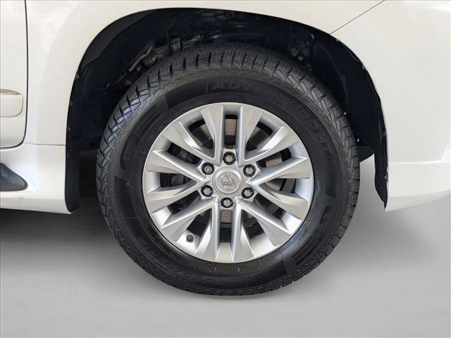 Used 2018 Lexus GX 460 Premium w/ Premium Package AWD/4WD image 20