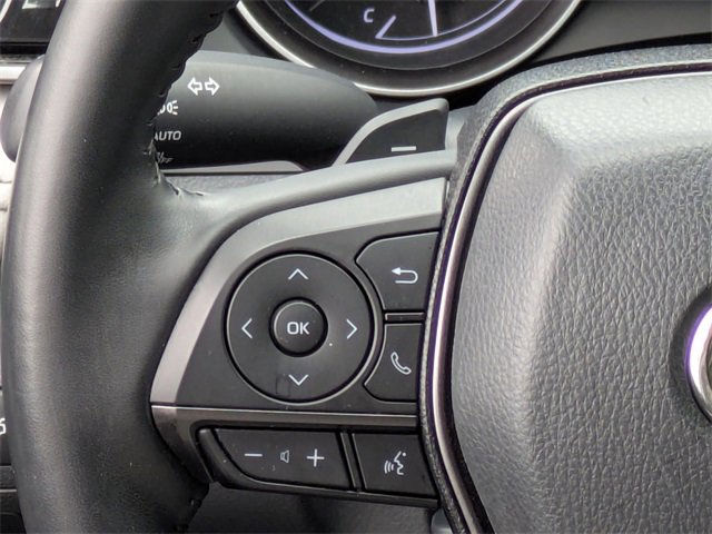 Used 2023 Toyota Camry SE image 19