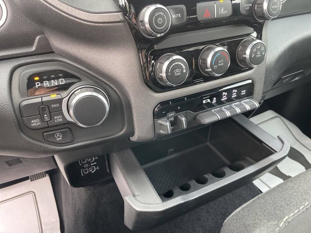 Used 2026 RAM 1500 Tradesman AWD/4WD image 31