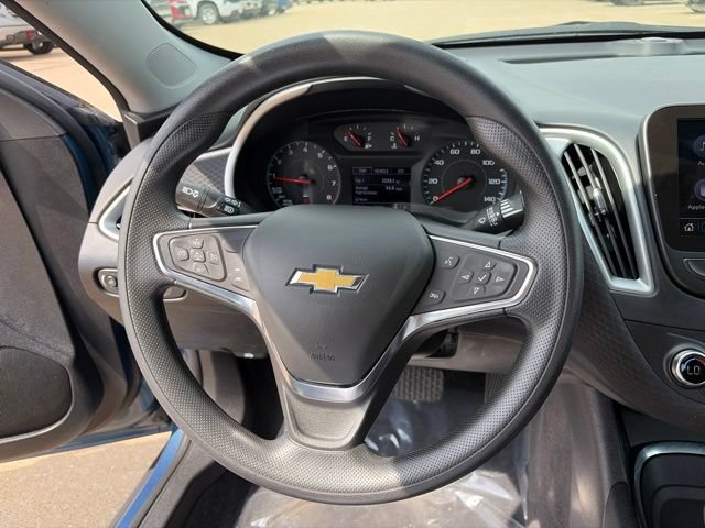 Used 2024 Chevrolet Malibu LT FWD image 16