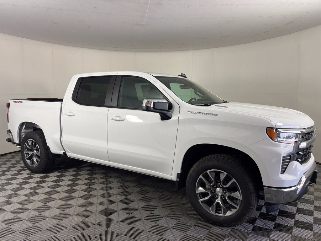 New 2026 Chevrolet Silverado 1500 LT AWD/4WD image 3