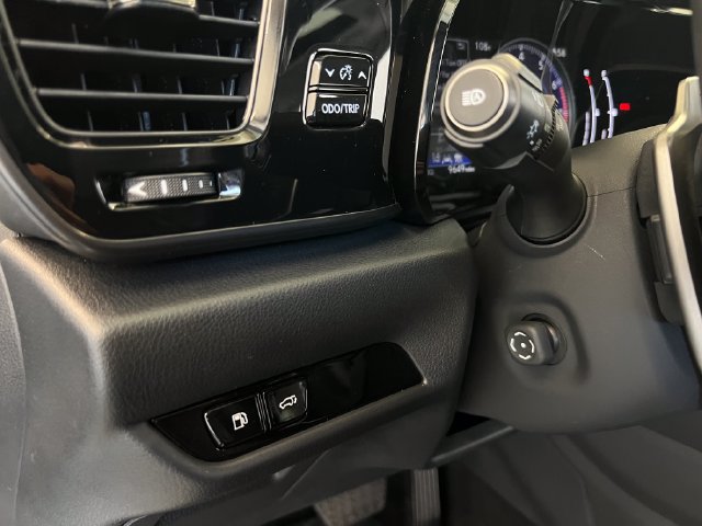 Certified 2025 Lexus NX 350 AWD w/ Accessory Package (2T) image 30