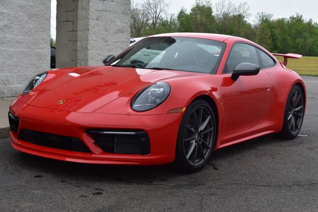 Used 2024 Porsche 911 Carrera T RWD image 17