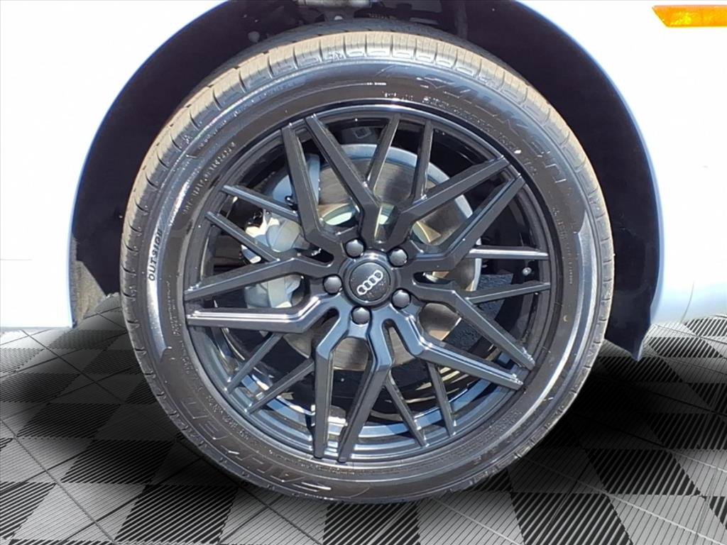 Used 2019 Audi Q5 Prestige w/ Prestige Package image 9