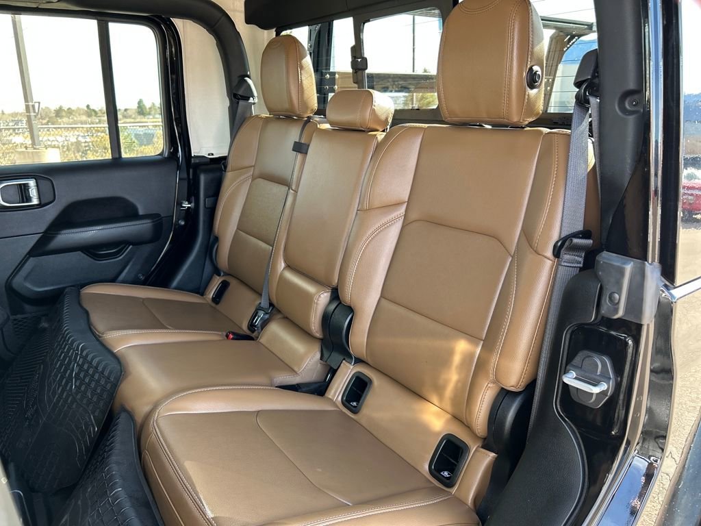 Used 2022 Jeep Gladiator Rubicon w/ LED Lighting Group image 18