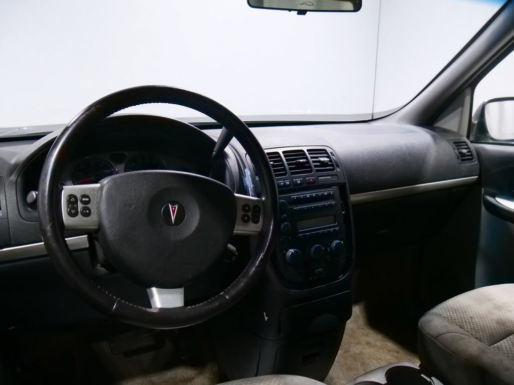Used 2006 Pontiac Montana SV6 w/ Convenience Package image 3