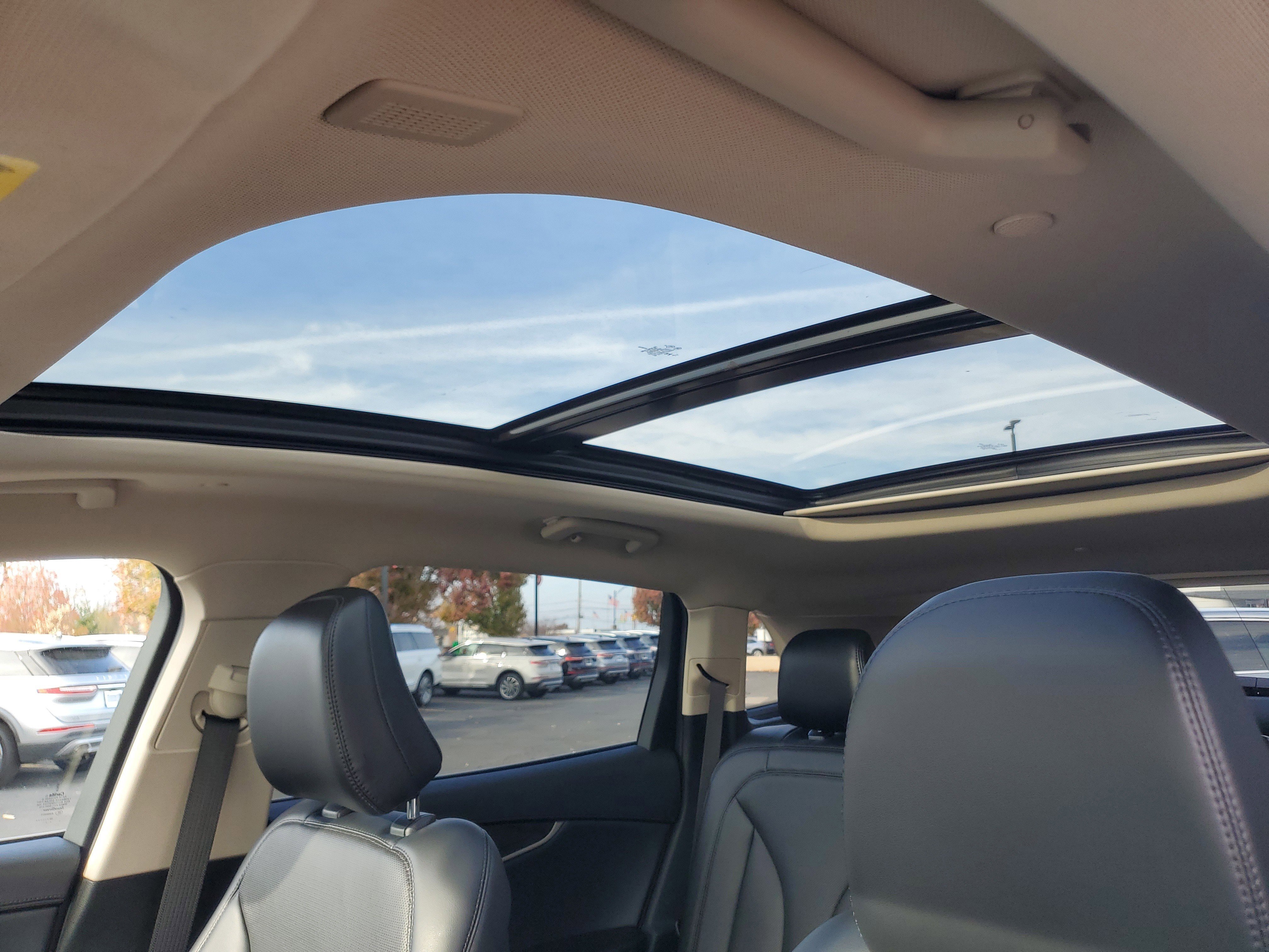 Certified 2023 Lincoln Nautilus Reserve image 11