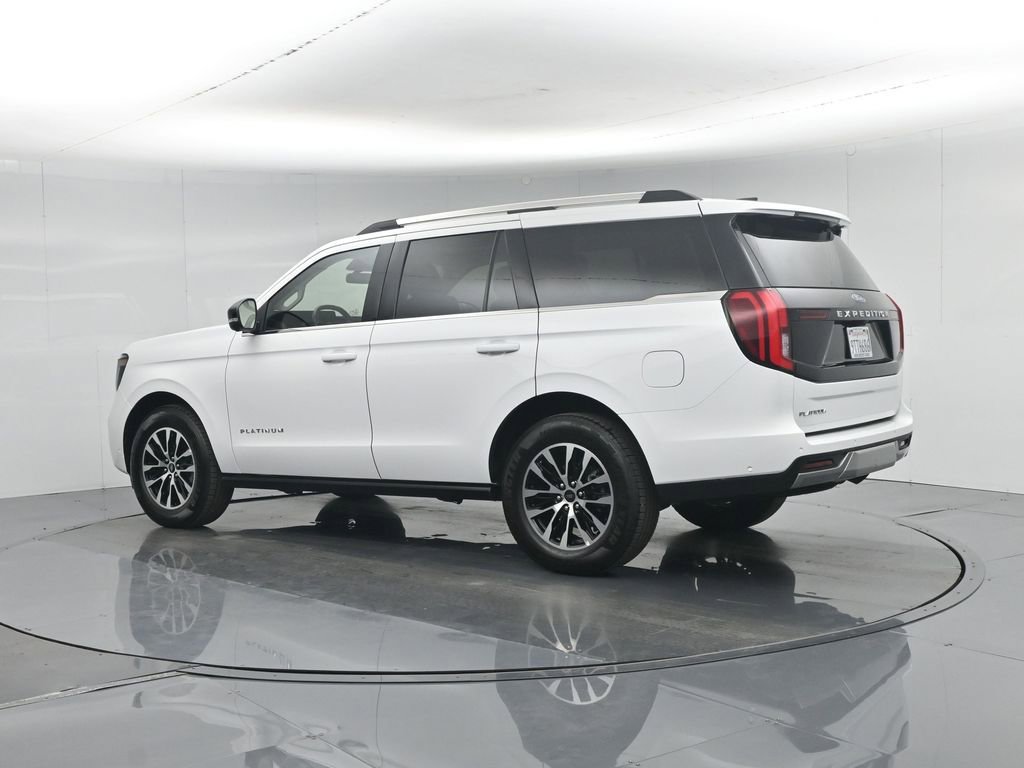 Used 2025 Ford Expedition Platinum AWD/4WD image 32