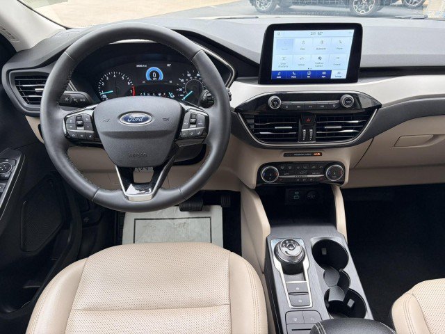 Used 2022 Ford Escape SEL AWD/4WD image 11