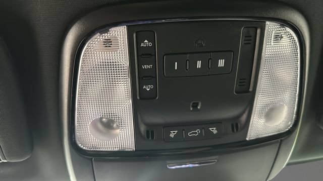 Used 2024 Dodge Durango GT AWD/4WD image 19