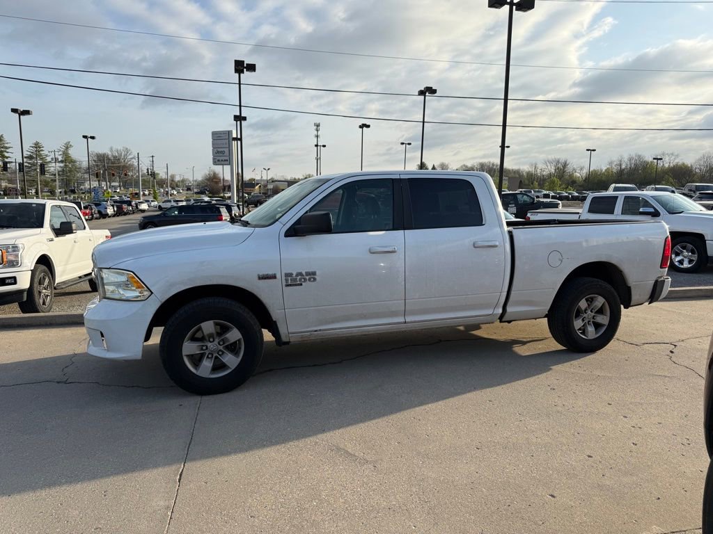 Used 2019 RAM 1500 Classic SLT image 10