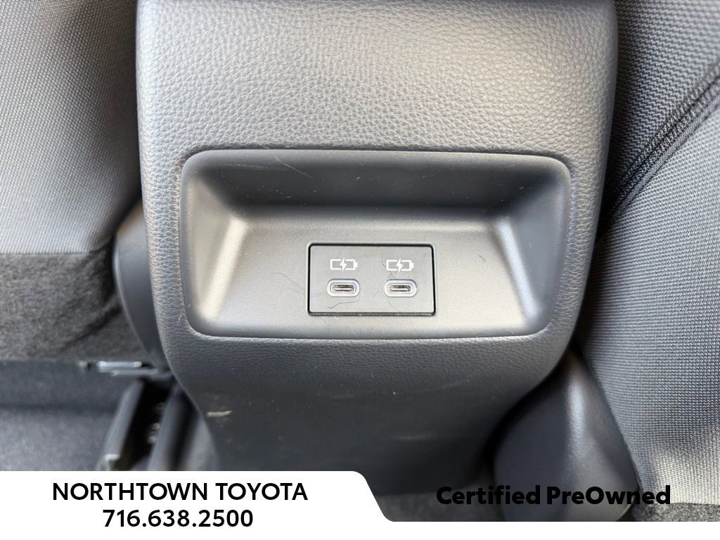 Used 2023 Toyota Corolla LE image 17