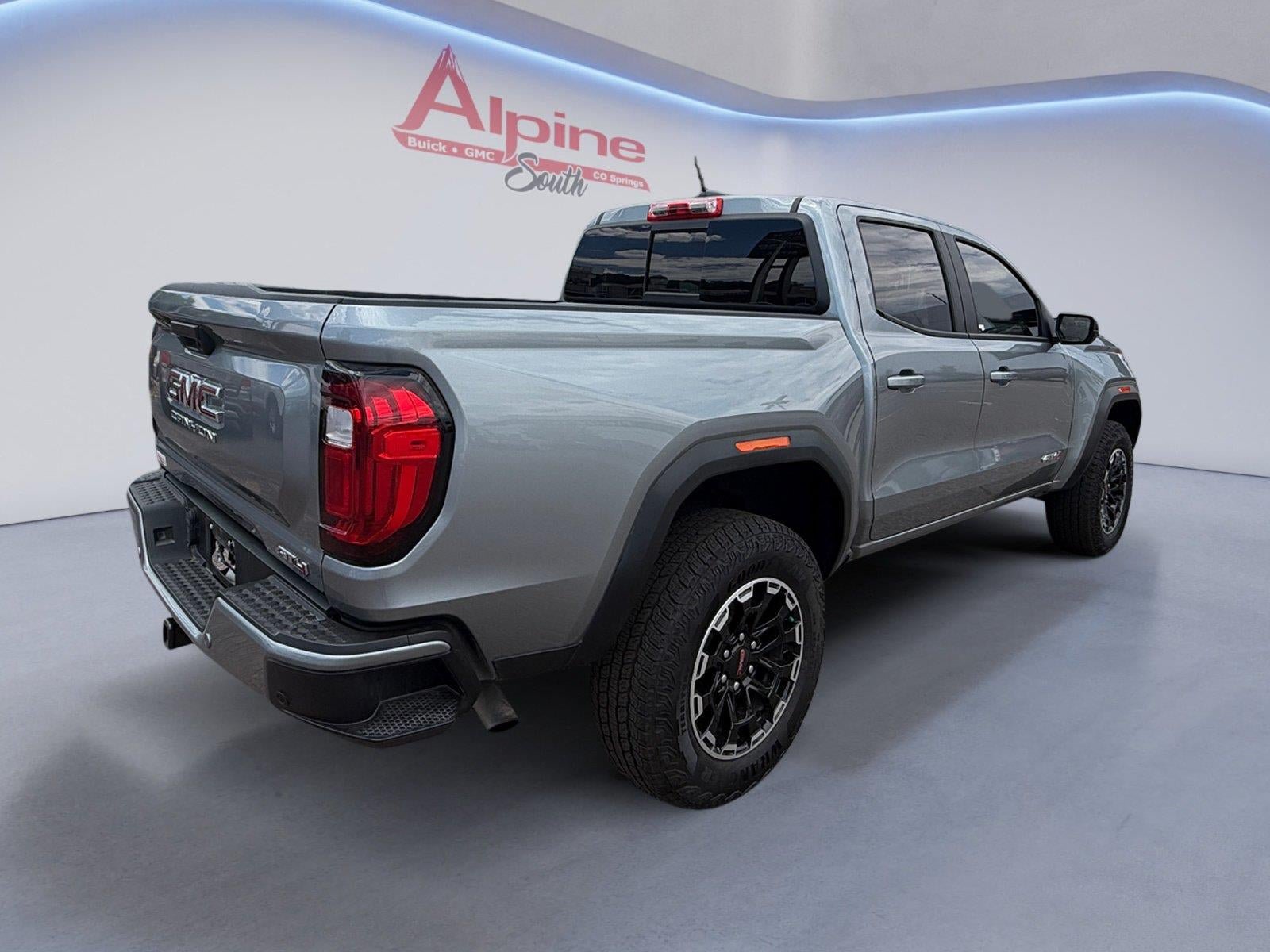 Used 2026 GMC Canyon AT4 AWD/4WD image 5