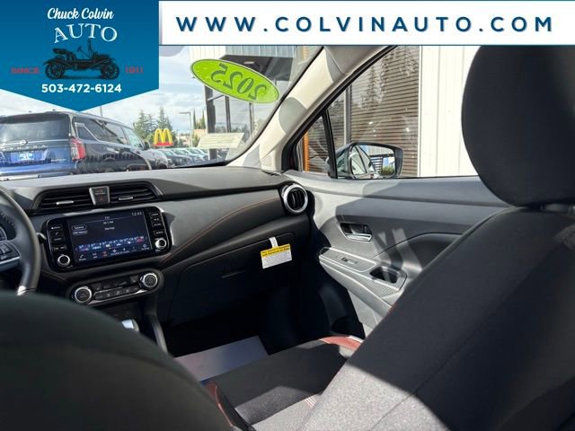 New 2025 Nissan Versa SR w/ Trunk Package image 32
