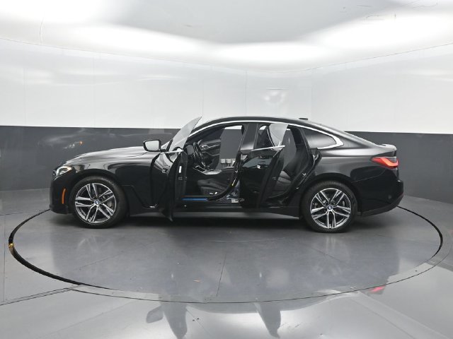 Used 2022 BMW 430i Gran Coupe w/ Premium Package 2 RWD image 34