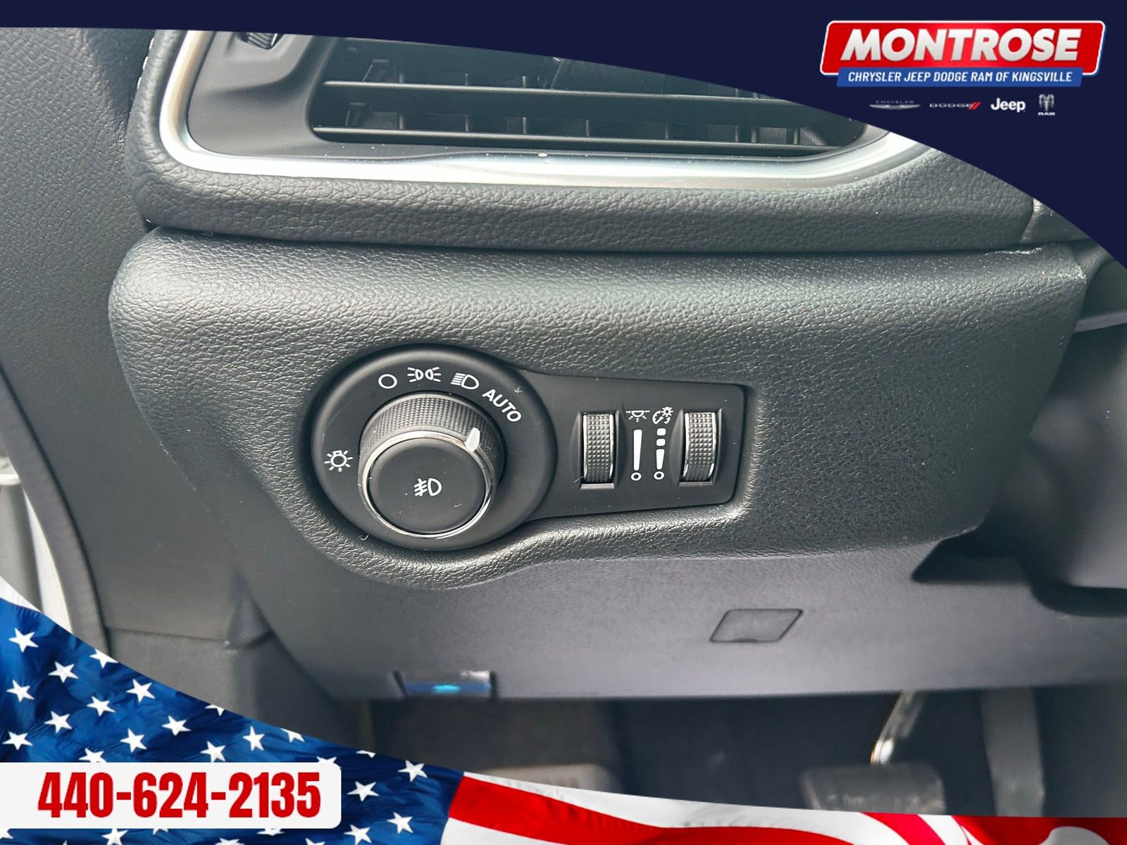 New 2026 Chrysler Pacifica Limited w/ Uconnect Theater Family Group AWD/4WD image 13