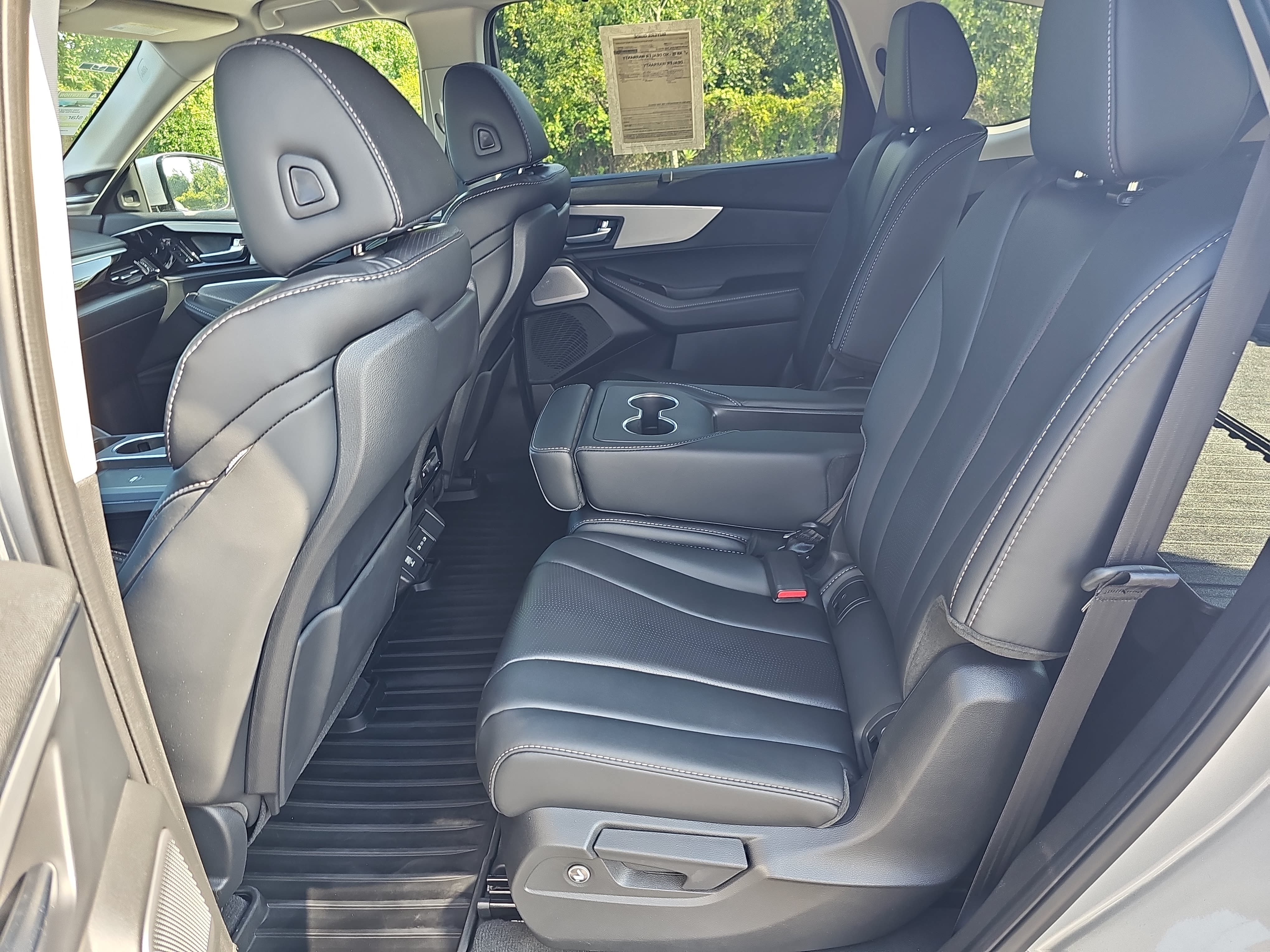 Certified 2026 Acura MDX w/ Technology Package FWD image 14