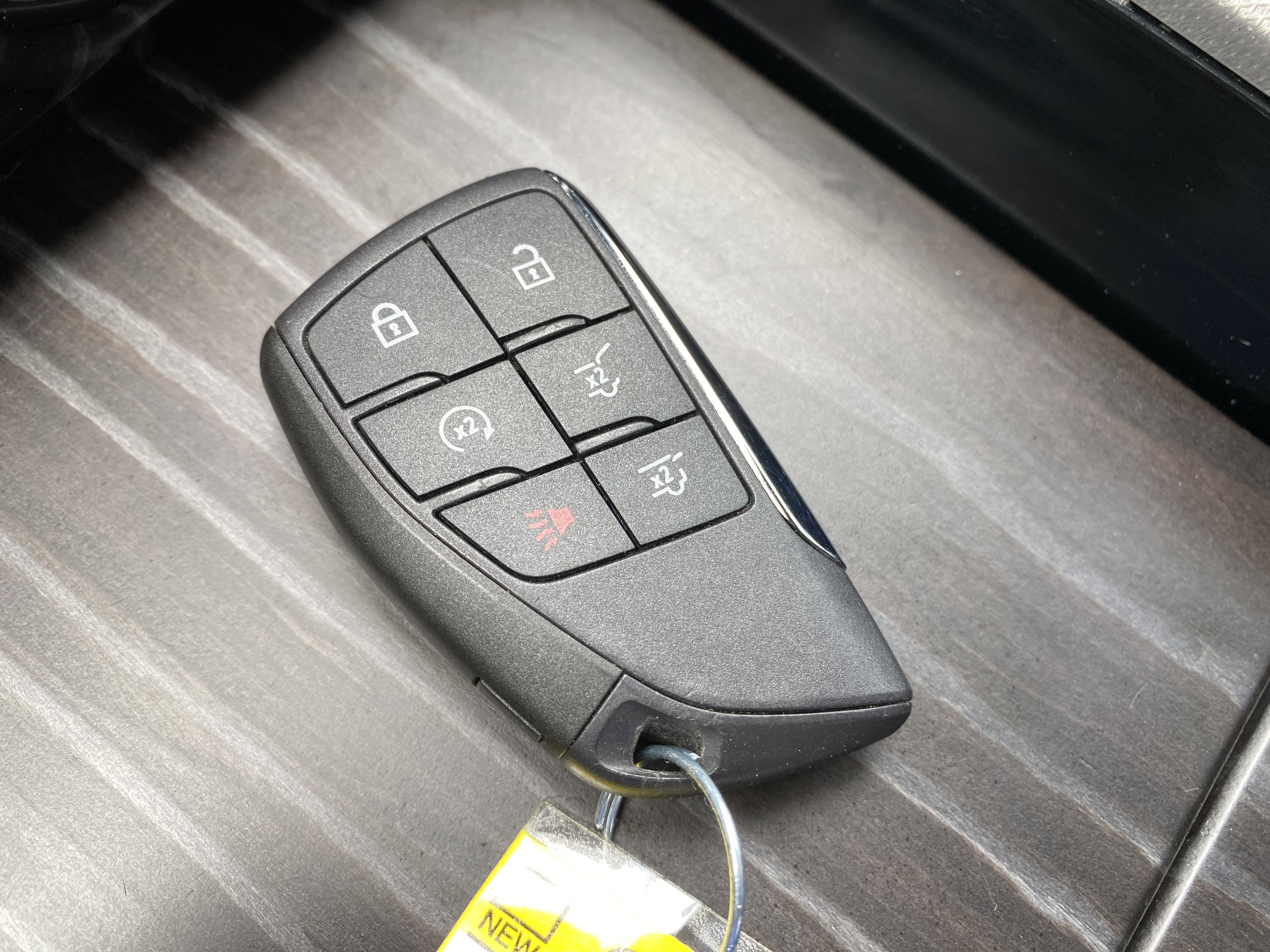 Used 2023 GMC Yukon Denali RWD image 40