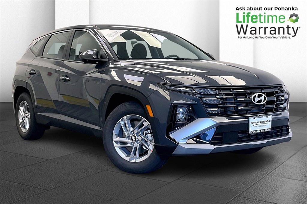 New 2025 Hyundai Tucson SE image 1