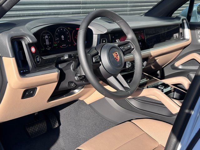 New 2026 Porsche Cayenne AWD/4WD image 4