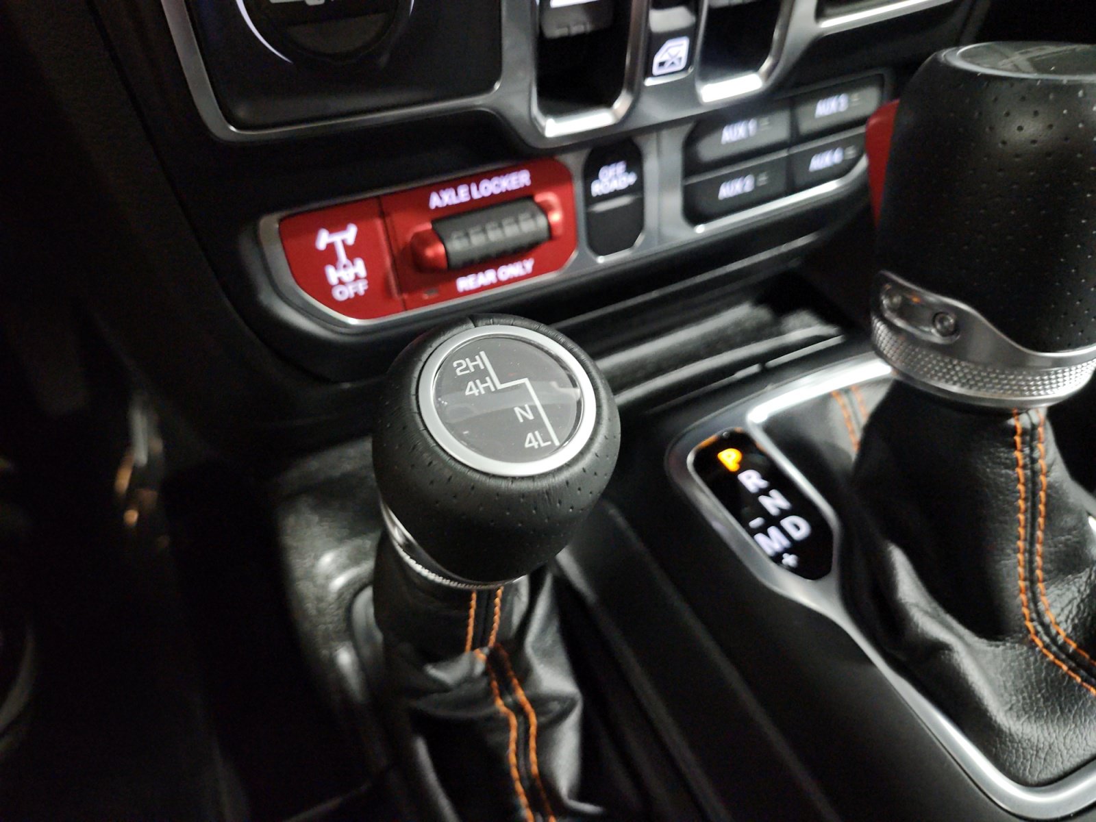 Used 2023 Jeep Gladiator Mojave w/ Cold Weather Group AWD/4WD image 24
