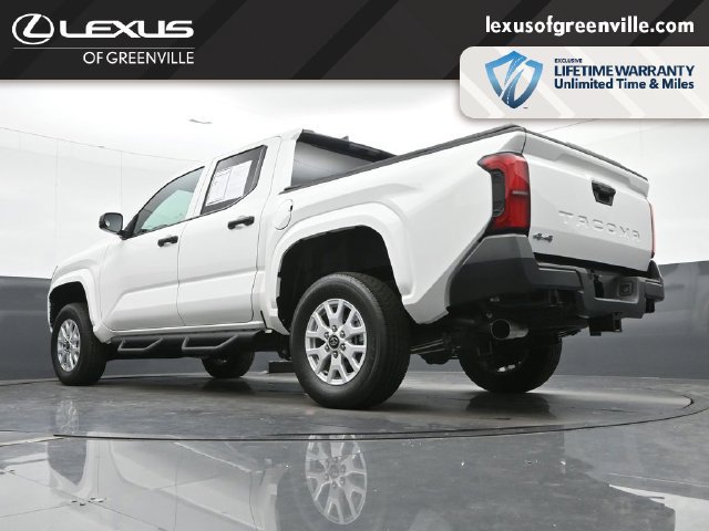Used 2025 Toyota Tacoma SR AWD/4WD image 41
