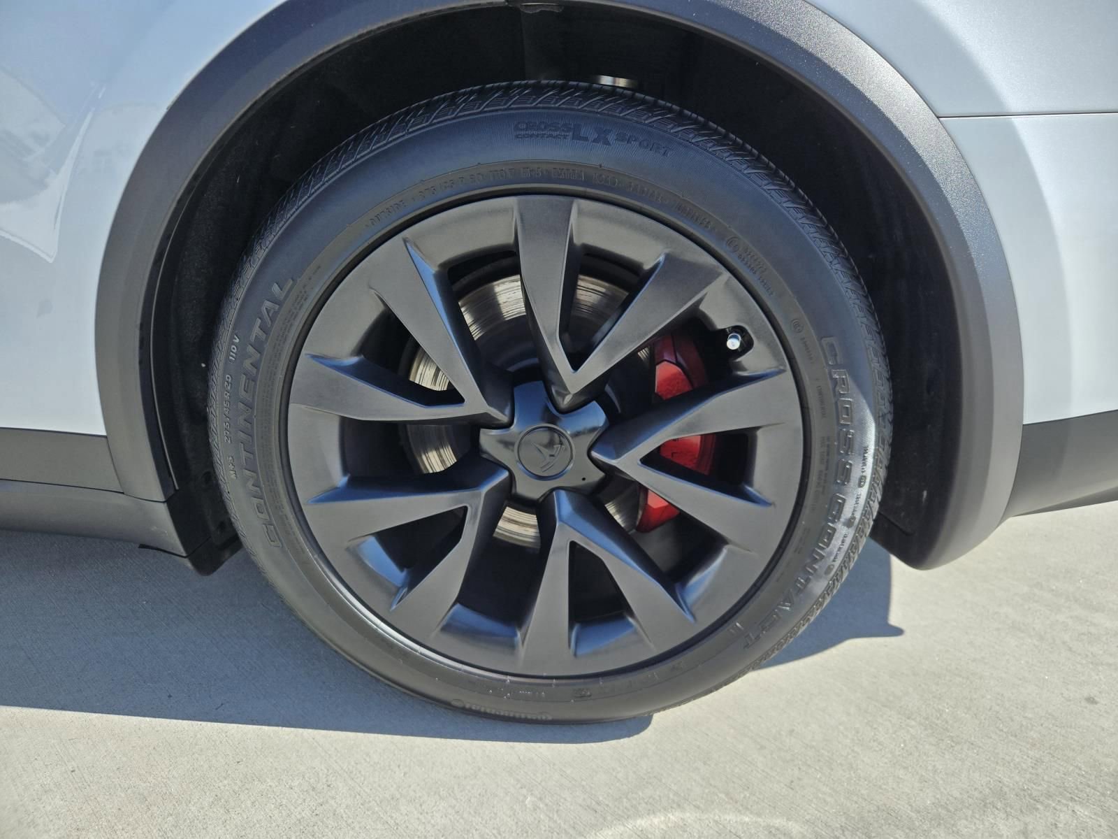 Used 2023 Tesla Model X Plaid image 25