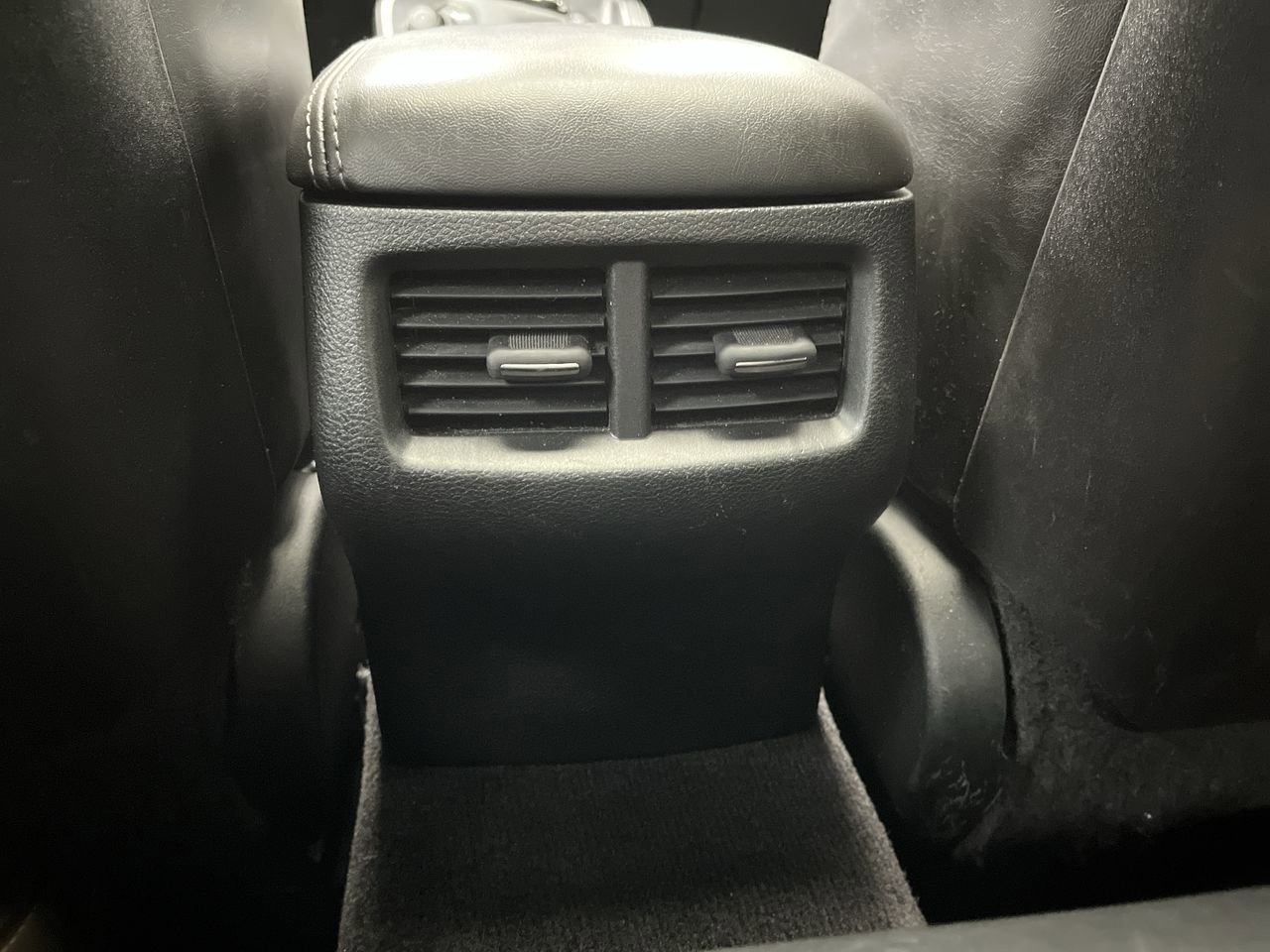 Used 2018 Dodge Challenger R/T Plus RWD image 13