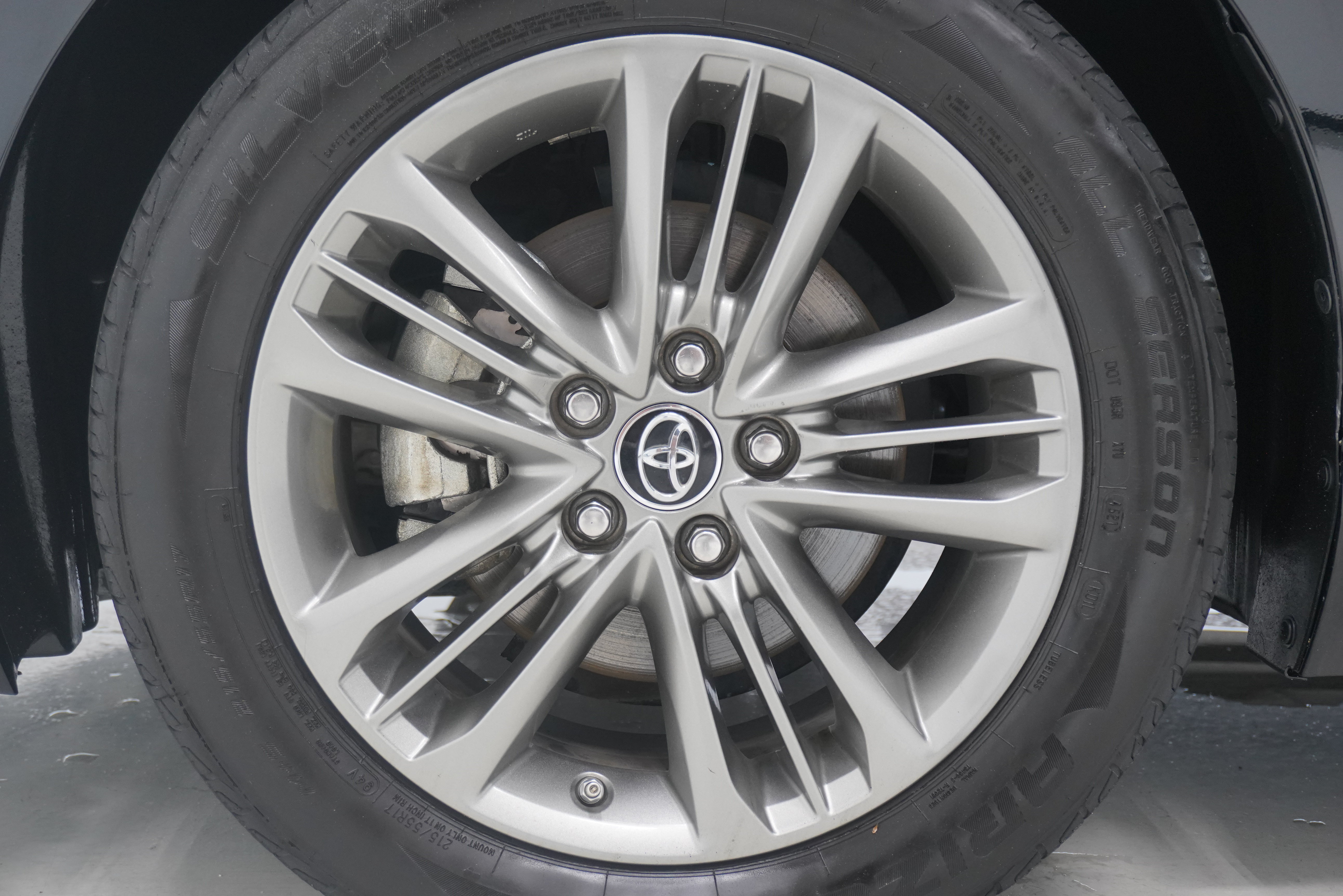 Used 2016 Toyota Camry SE FWD image 24