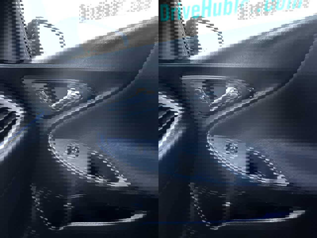 Used 2024 Chevrolet Malibu LT image 35