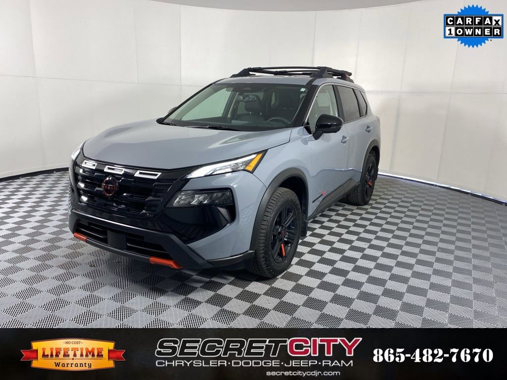 Used 2025 Nissan Rogue SV w/ Rock Creek Premium Package image 3