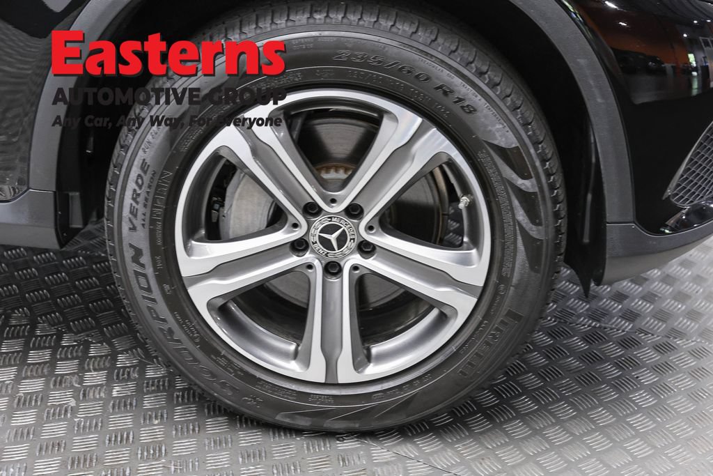 Used 2018 Mercedes-Benz GLC 300 4MATIC image 32
