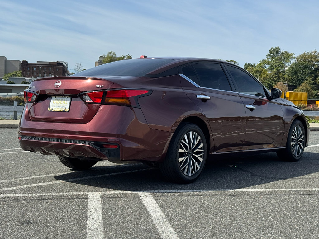 Used 2023 Nissan Altima 2.5 SV image 6