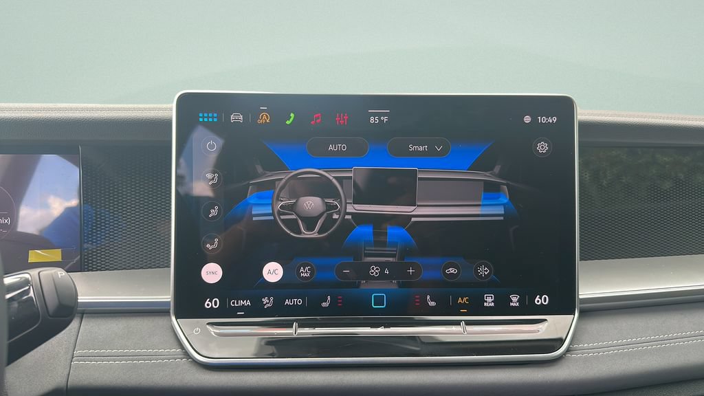 New 2026 Volkswagen Tiguan SE FWD image 19