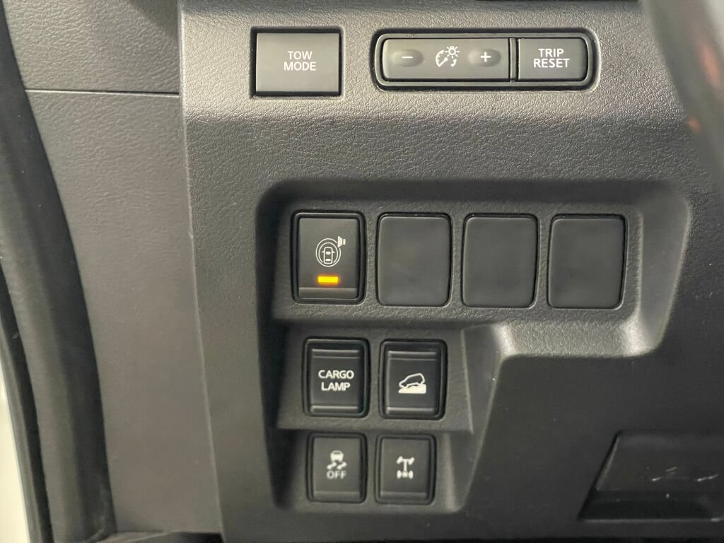 Used 2023 Nissan Frontier PRO-4X w/ Technology Package AWD/4WD image 20