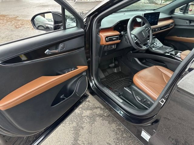 Used 2022 Lincoln Nautilus Reserve image 34