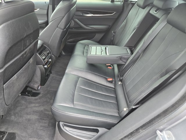 Used 2019 BMW X6 xDrive35i w/ M Sport Package AWD/4WD image 40