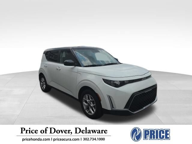 Used 2024 Kia Soul S FWD image 1