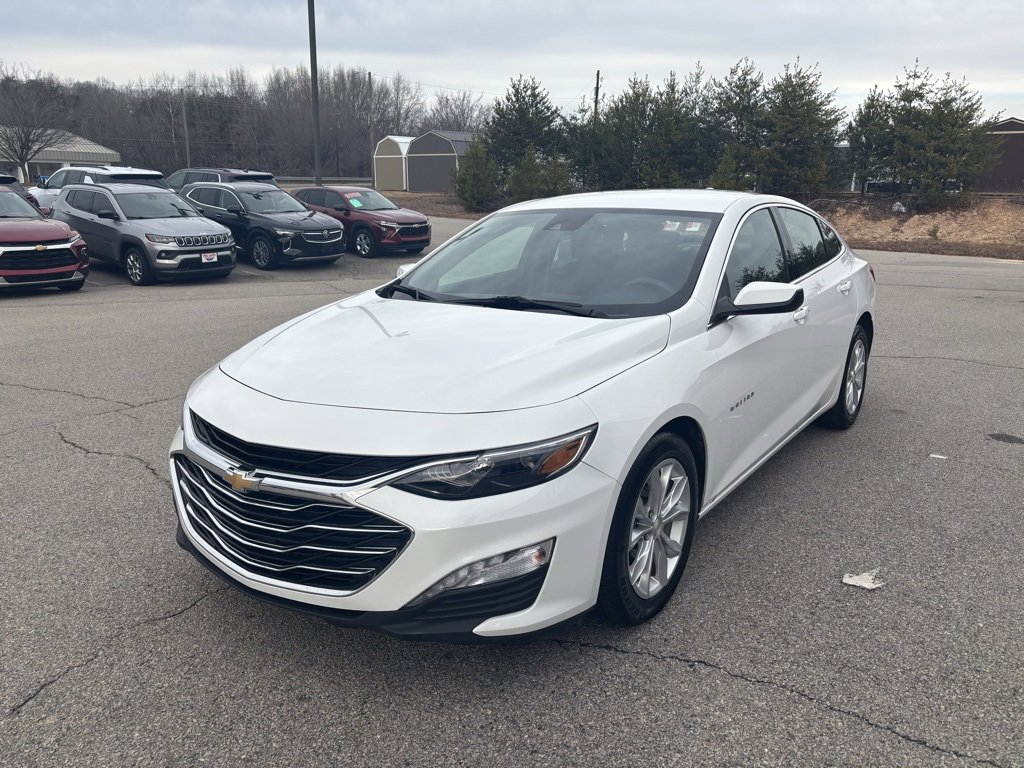 Used 2024 Chevrolet Malibu LT image 3